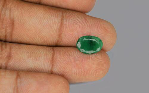 Natural Emerald (Panna) Gemstone, 8.76 Carat / 9.61 Ratti Thumbnail